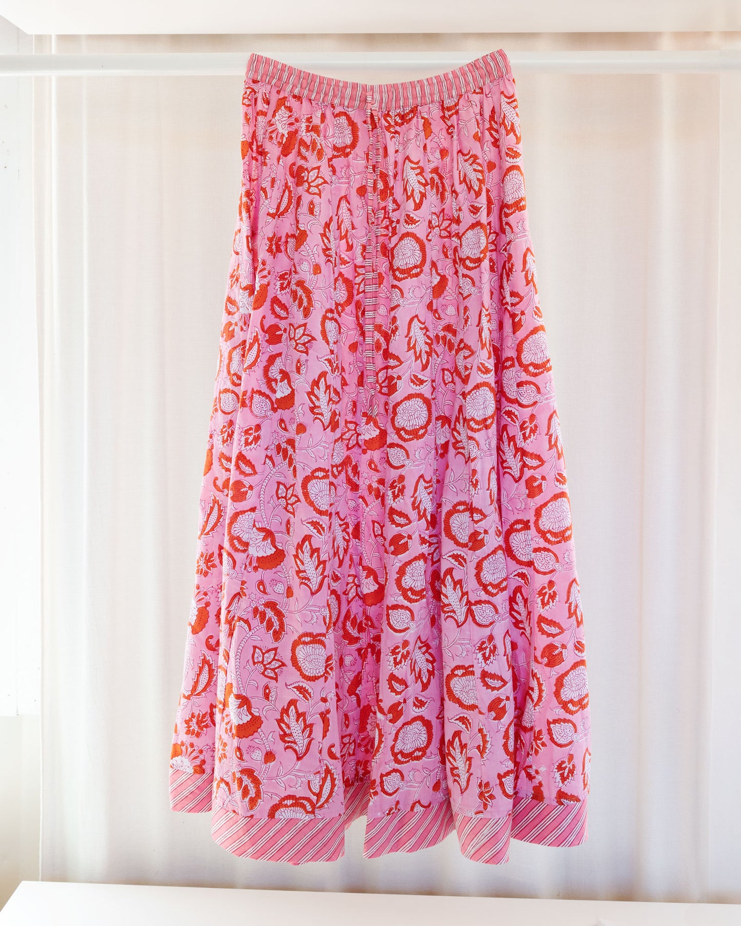 SS25 - LOTO SKIRT / TAFFY PINK AND LOVE RED