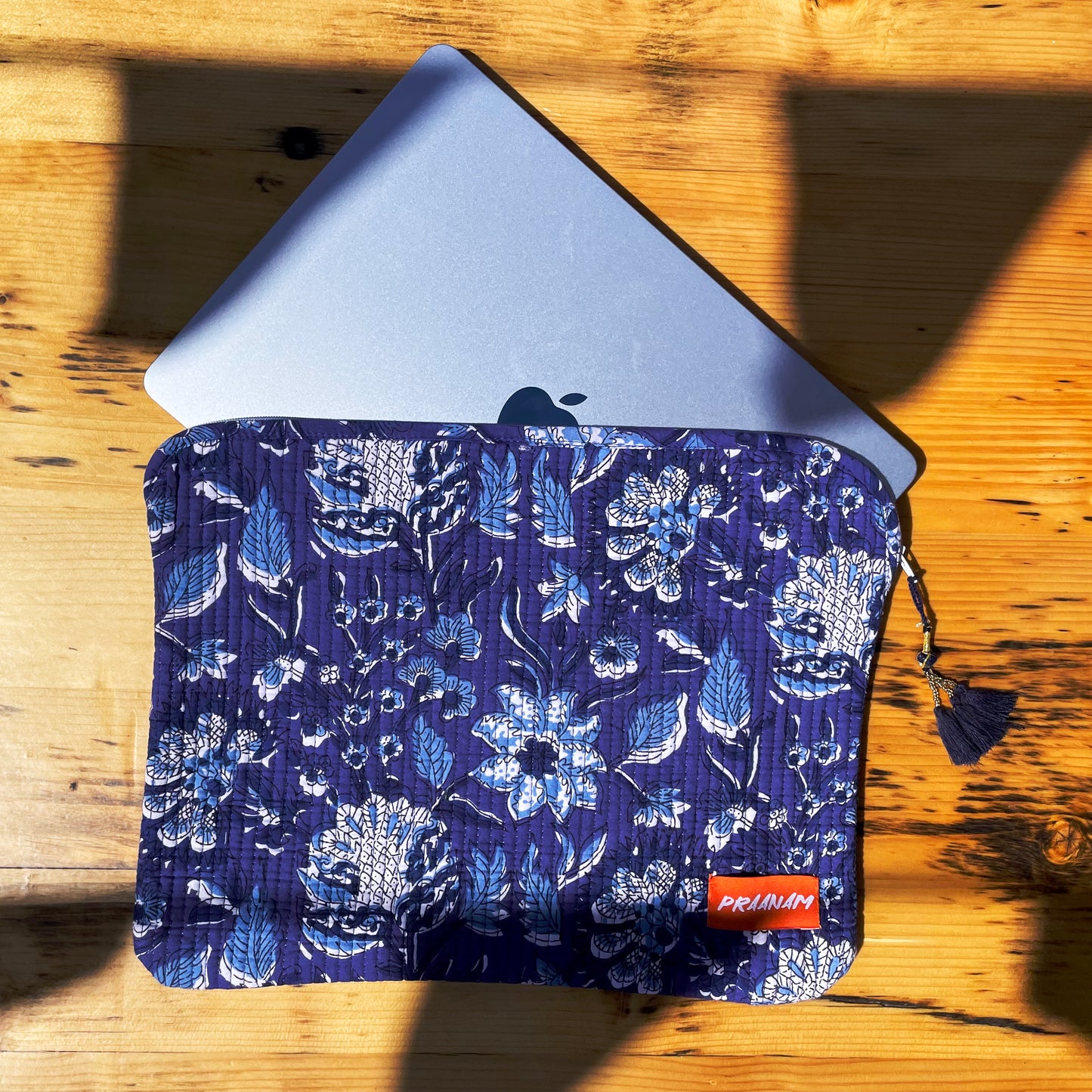 PRAANAM - LAPTOP BAG / INDIGO SPRING