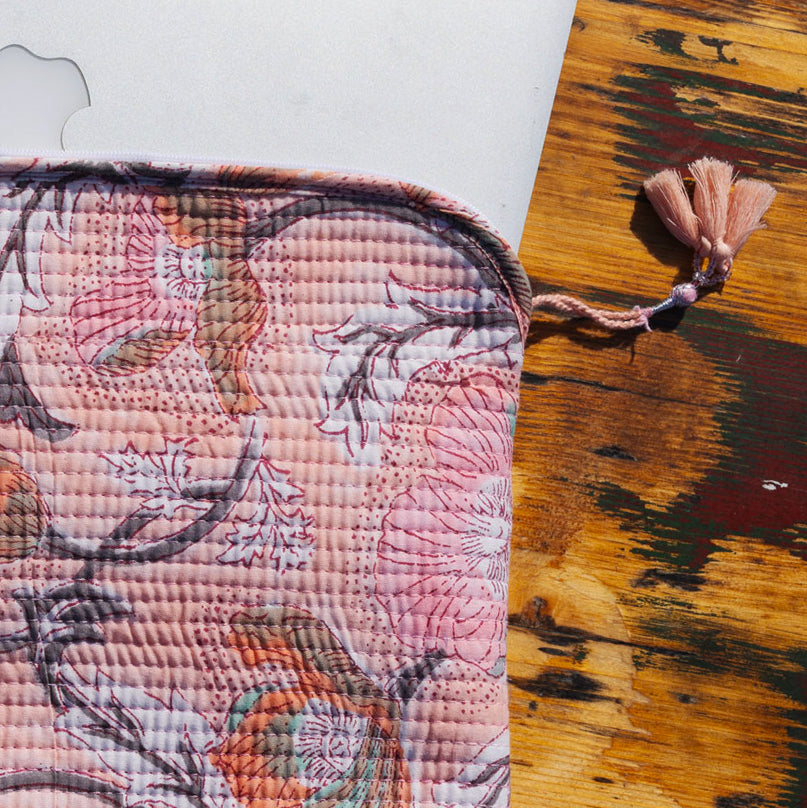 PRAANAM - LAPTOP BAG / BLUSH GARDEN