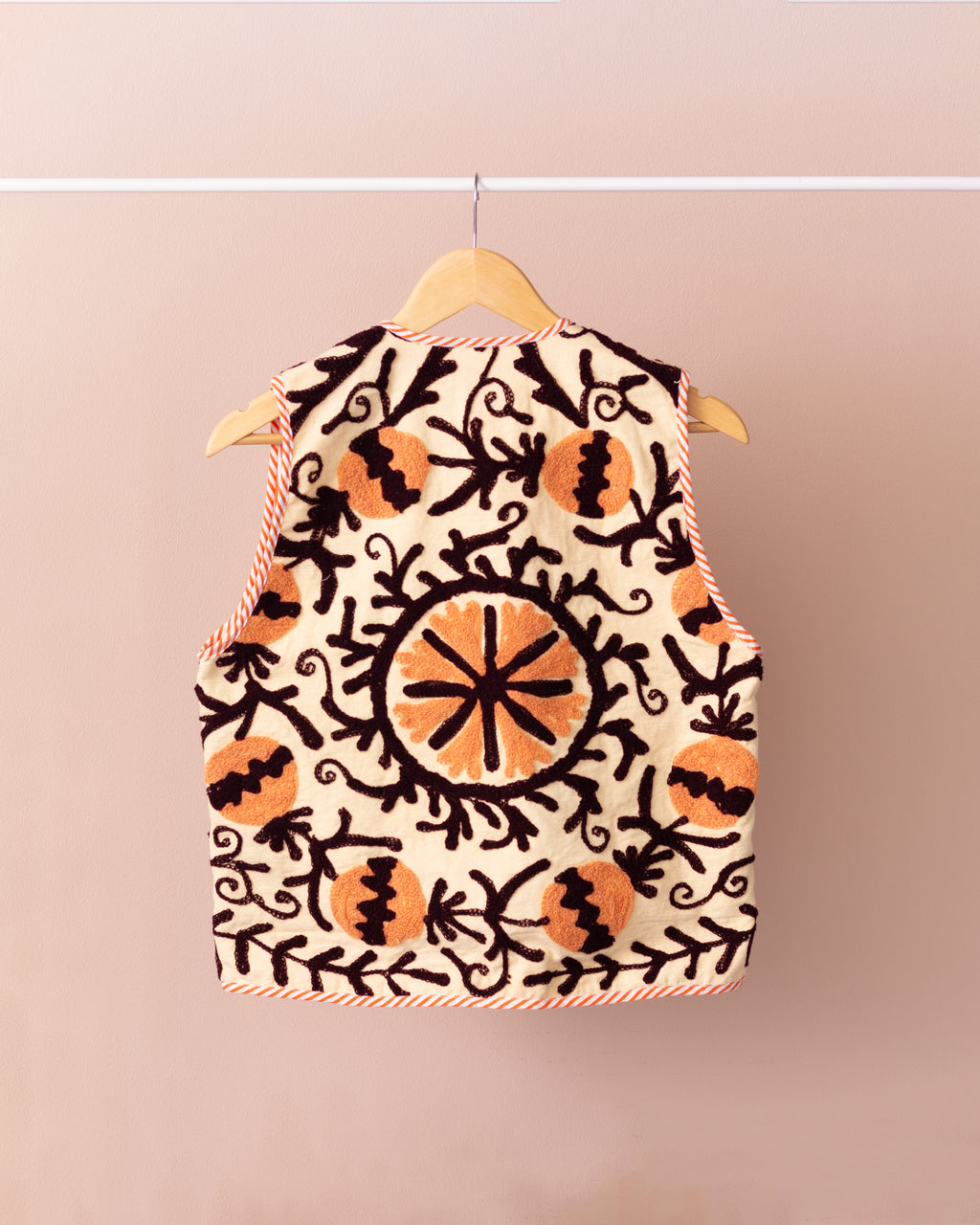 Kala Vest - Cream/Orange