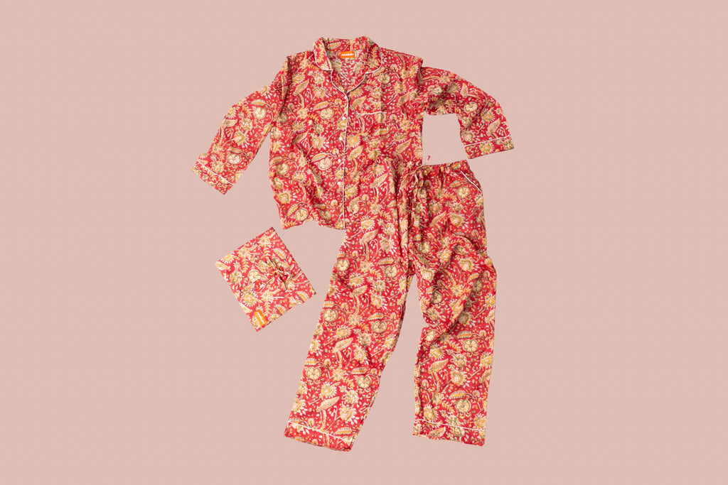 Taara pyjamas - Love Red