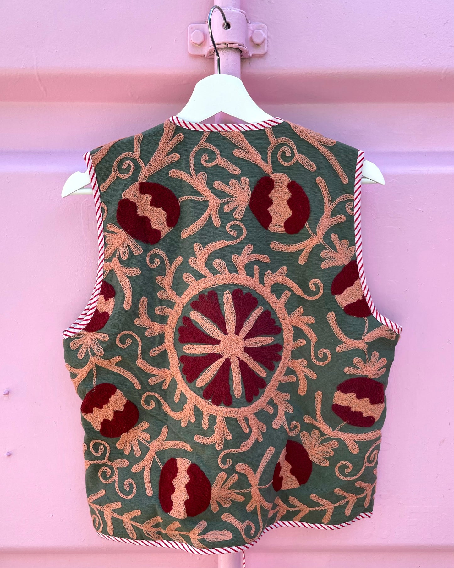 PRAANAM - KALA VEST / MUSK GREEN